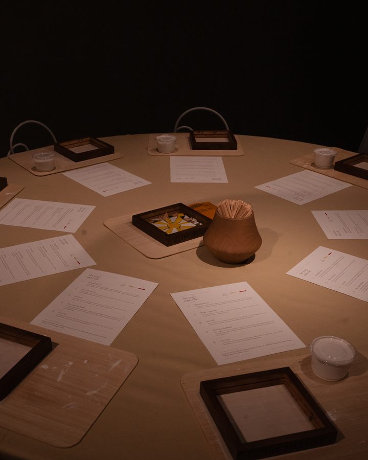 La table dressée, cadres et gabarits